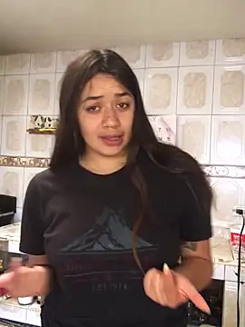 Miss oliviaa online show from 11/05/25, 01:11