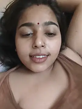 Snapshot of Sweet-Rani chatting on 06/16/26, 06:10 Sweet-Rani online show from 06/16/26, 06:10