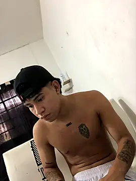 logannth online show from 11/08/25, 06:40