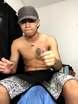 logannth online show from 11/23/25, 09:36