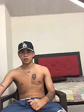 logannth online show from 12/23/25, 05:05