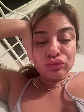 persiannqueen online show from 02/25/25, 01:20