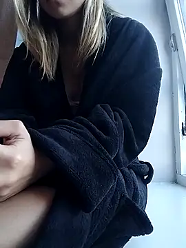 Snapshot of fofinhaa12 chatting on 09/16/25, 05:14 fofinhaa12 online show from 09/16/25, 05:14