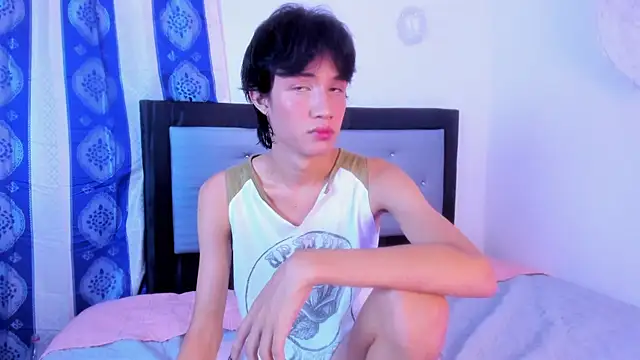 Johhan  Lee online show from 01/09/25, 02:01