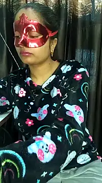 Snapshot of bigtitsqueen chatting on 12/20/24, 03:58 bigtitsqueen online show from 12/20/24, 03:58