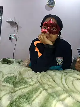 Snapshot of bigtitsqueen chatting on 01/07/25, 03:33 bigtitsqueen online show from 01/07/25, 03:33