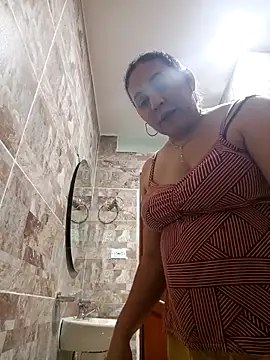 MirandaSoto online show from 09/12/25, 03:17