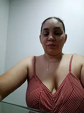 MirandaSoto online show from 01/10/26, 04:25