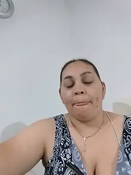 MirandaSoto online show from 08/04/26, 03:32