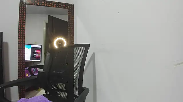 Karljensen33 online show from 01/19/25, 02:04