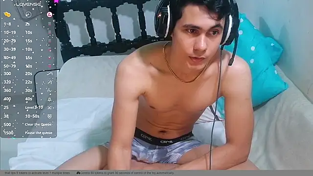 Snapshot of alexispaez457062 chatting on 12/19/24, 11:25 alexispaez457062 online show from 12/19/24, 11:25