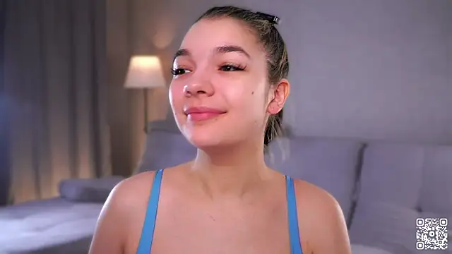 VeronaAppleberry online show from 02/11/25, 01:10