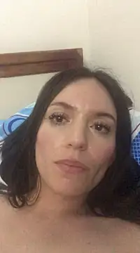 Snapshot of britny_clouds chatting on 02/28/25, 07:15 britny clouds online show from 02/28/25, 07:15