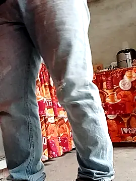 luchoarr online show from 12/17/24, 06:42