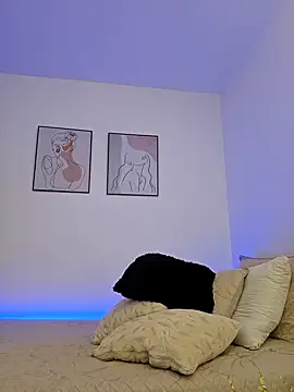 VictoriaEvaans  online show from 02/28/25, 10:06