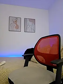 VictoriaEvaans  online show from 03/01/25, 10:10