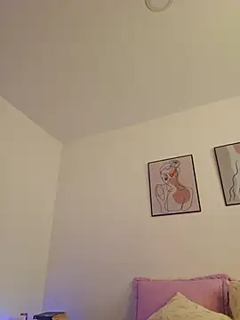 VictoriaEvaans  online show from 09/30/25, 09:20