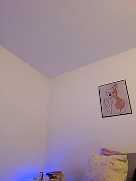 VictoriaEvaans  online show from 10/01/25, 10:16