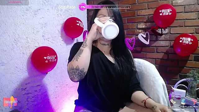 sweet velvett online show from 02/15/26, 08:24