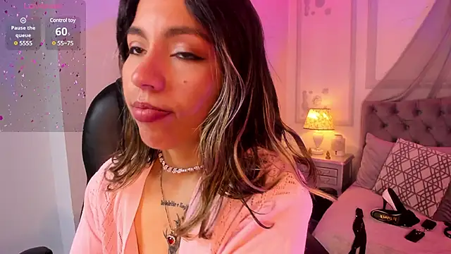 Snapshot of delilah_fix chatting on 03/14/25, 01:46 delilah fix online show from 03/14/25, 01:46