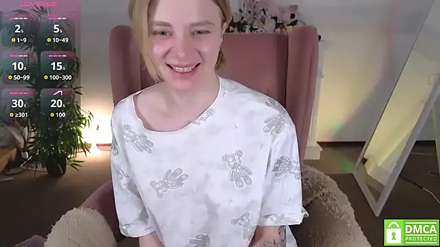 Snapshot of MirraBellanta chatting on 05/15/26, 11:12 MirraBellanta online show from 05/15/26, 11:12