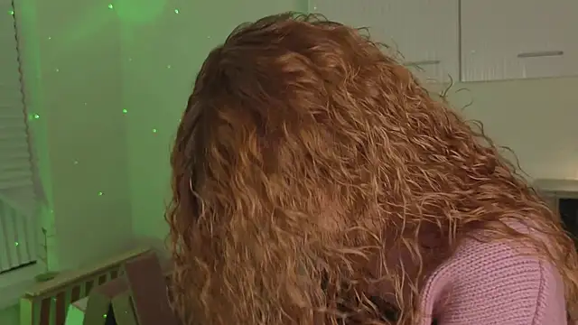 such juicee online show from 03/13/25, 05:07