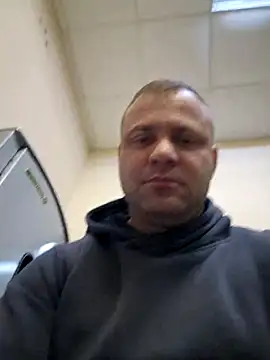 Snapshot of Crek666 chatting on 12/04/24, 08:56 Crek666 online show from 12/04/24, 08:56