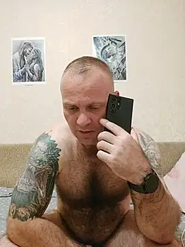 Snapshot of Crek666 chatting on 06/24/26, 04:06 Crek666 online show from 06/24/26, 04:06