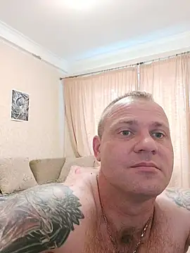 Snapshot of Crek666 chatting on 07/14/26, 01:17 Crek666 online show from 07/14/26, 01:17