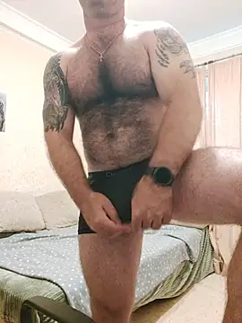 Snapshot of Crek666 chatting on 07/19/26, 04:05 Crek666 online show from 07/19/26, 04:05