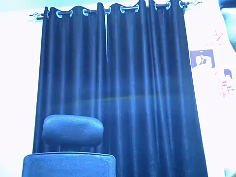 Snapshot of Horny-slut_ chatting on 06/24/26, 03:11 Horny-slut online show from 06/24/26, 03:11