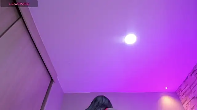 nicole  parker1 online show from 06/04/26, 01:39