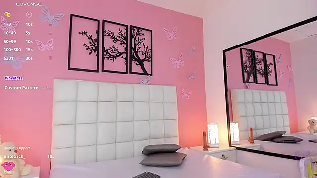 RenataJhonson  online show from 03/08/25, 08:22