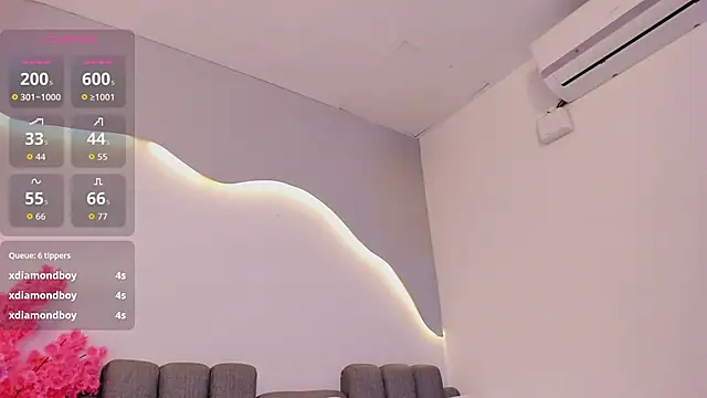 RenataJhonson  online show from 12/04/25, 05:17