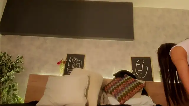 karina gomez 18 online show from 02/24/26, 11:41