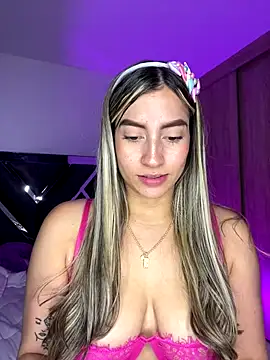 Issabela G1 online show from 12/02/24, 04:53