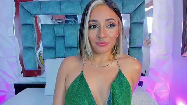 Nanda Vixen online show from 01/31/25, 06:24