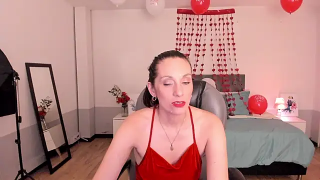 Nami sunny online show from 02/14/25, 09:13