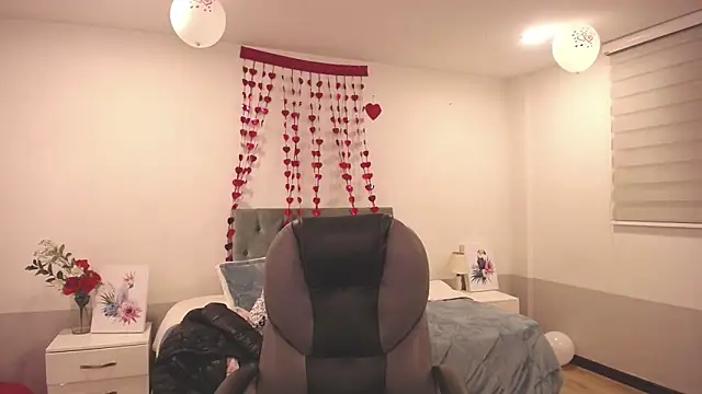 Nami sunny online show from 02/16/25, 10:32