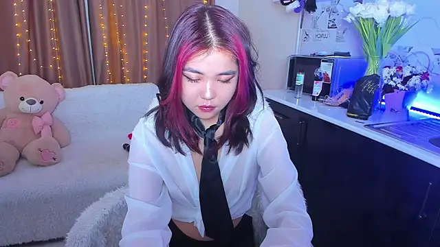 Dollyaa online show from 03/02/25, 01:47