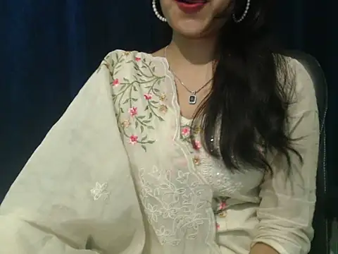 Yashi online show from 03/17/26, 03:37