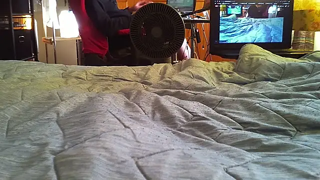 qoooqing67 online show from 11/09/25, 11:58