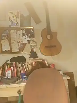 Snapshot of spacegirlll chatting on 02/13/25, 02:56 spacegirlll online show from 02/13/25, 02:56