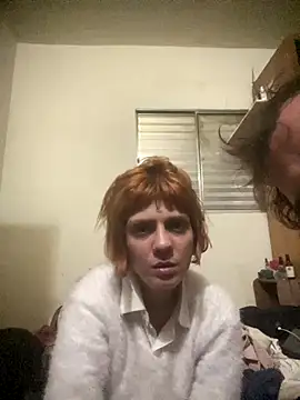 spacegirlll online show from 09/29/25, 09:41