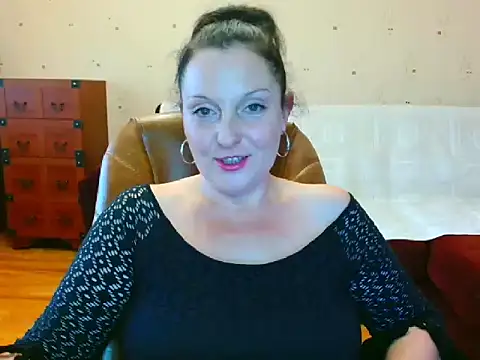 Alice3694 online show from 01/07/25, 12:20