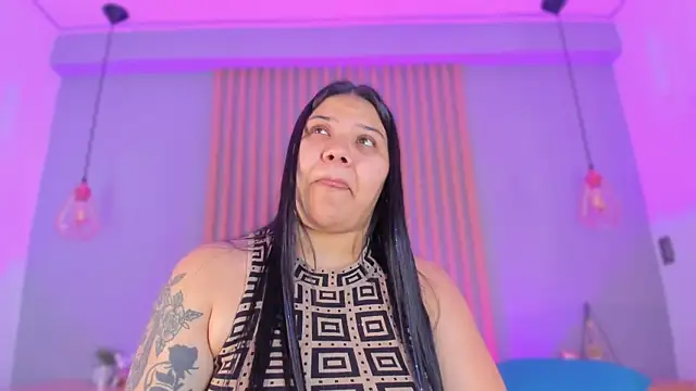 Snapshot of mile_uribe chatting on 09/12/25, 03:50 mile uribe online show from 09/12/25, 03:50