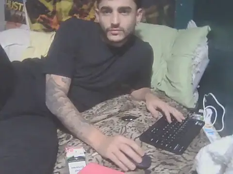 Bezzzzzerr online show from 05/11/26, 04:29