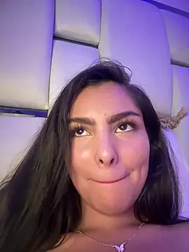 Maddy Rouse  online show from 01/11/25, 05:10