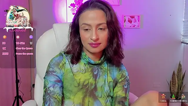 Elena Ruiz online show from 01/03/25, 05:10