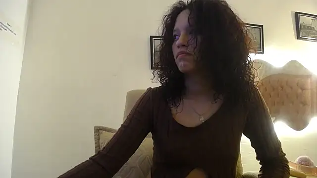 Snapshot of LAURA_SMIITH chatting on 03/12/25, 06:55 LAURA SMIITH online show from 03/12/25, 06:55